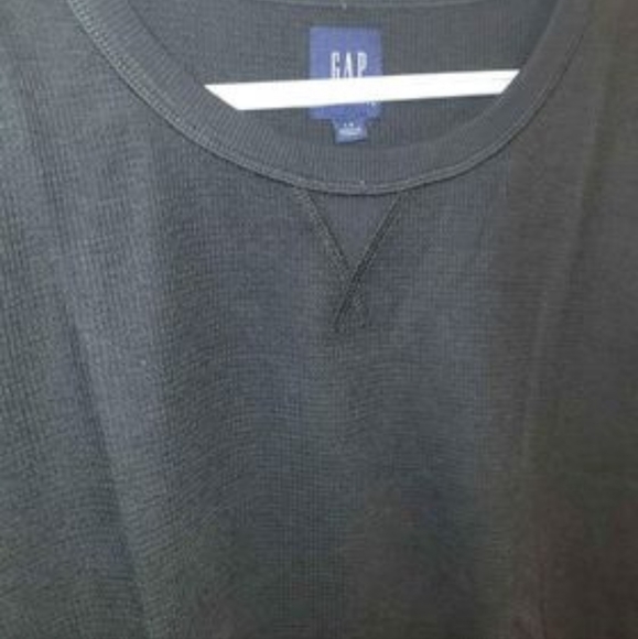 NWT - Large Gap Maternity Waffle Knit Shirt - Picture 2 of 3